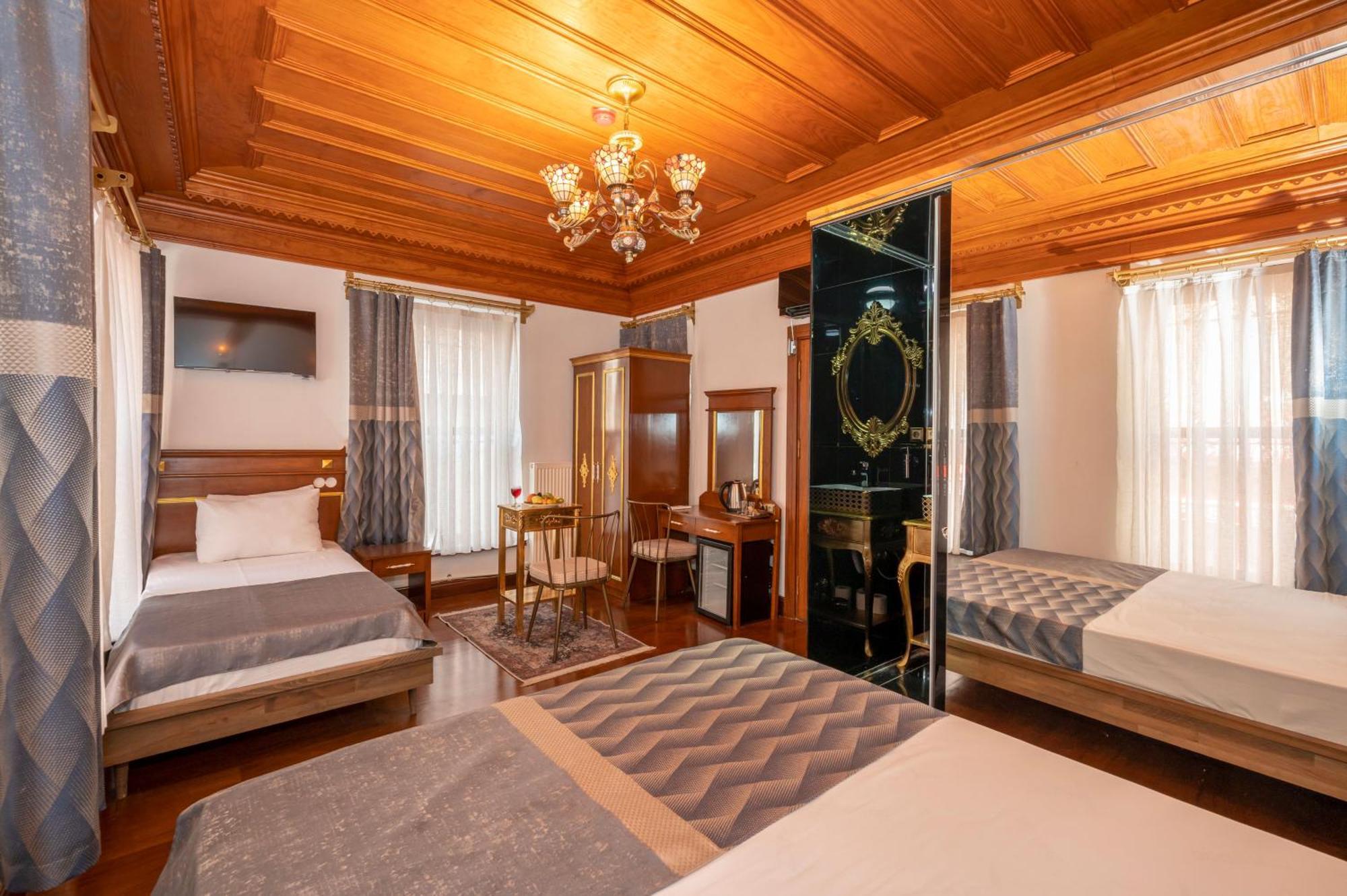 Otel Valeria Antique 1892
